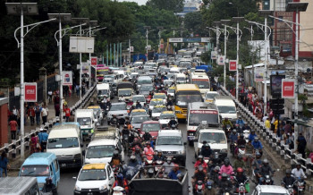 मिराज ढुंगानाकाे आन्दाेलनले थापाथली, नयाँ बानेश्वर, काेटेश्वर, एयरपाेर्टसहित उपत्यकाकाे ट्राफिक अस्तव्यस्त
