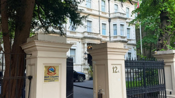 बेलायतमा ‘वर्क परमिट’का नाममा ठगी, सचेत रहन नेपाली दूतावासको आग्रह