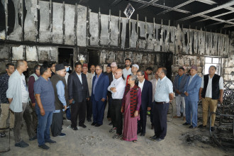 एमाले नेताहरूद्वारा आगलागीले ध्वस्त कांग्रेस मुख्यालय अवलोकन