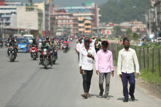 सरकार र यातायात व्यवसायीबीच ६ बुँदे सहमति, यातायात बन्द यथावत्