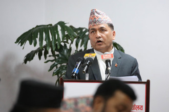 मुख्यसचिव अर्याल आजदेखि अनिवार्य अवकाशमा, सार्वजनिक गरे कामको ‘फेहरिस्त’