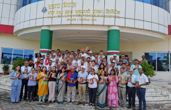 महावीर पुनको आत्मकथा बिक्रीबाट संकलित १२ करोड आविष्कार केन्द्रलाई