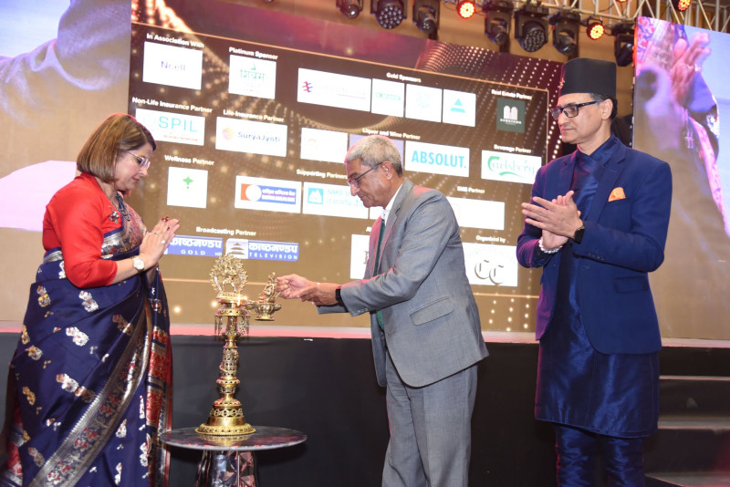 कर्पोरेट क्लबद्वारा सामाजिक विकासमा काम गरेहरूलाई सम्मान