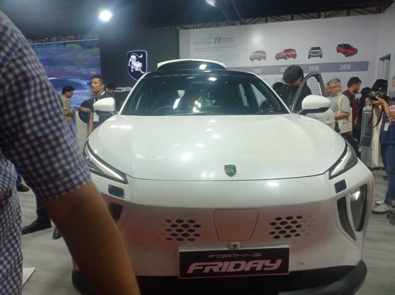 फरथीङ फ्राइडे नेपाली बजारमा सार्वजनिक, नाइमा एक्स्पोकाे मूल्य ४८ लाख ९६ हजार रुपैयाँ मात्रै