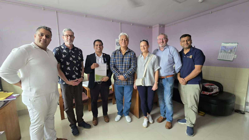 टिचिङ हस्पिटलको बाल शल्यचिकित्सा विभागलाई स्वास्थ्य उपकरण सहयोग