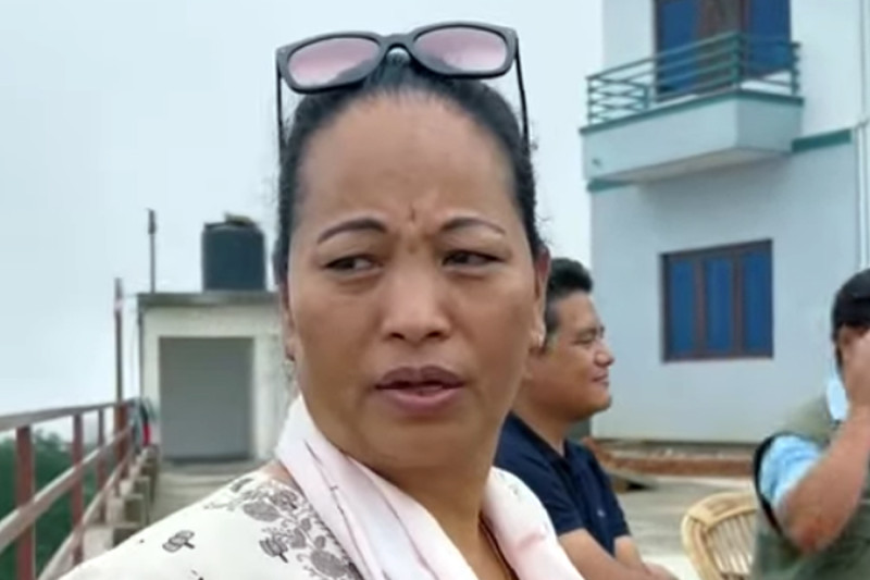 ६१ किलो सुन तस्करी प्रकरणमा फरार अमला रोका पक्राउ