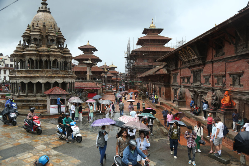 मनसुनमय पाटन दरबार क्षेत्रमा पर्यटक (तस्बिरहरू)