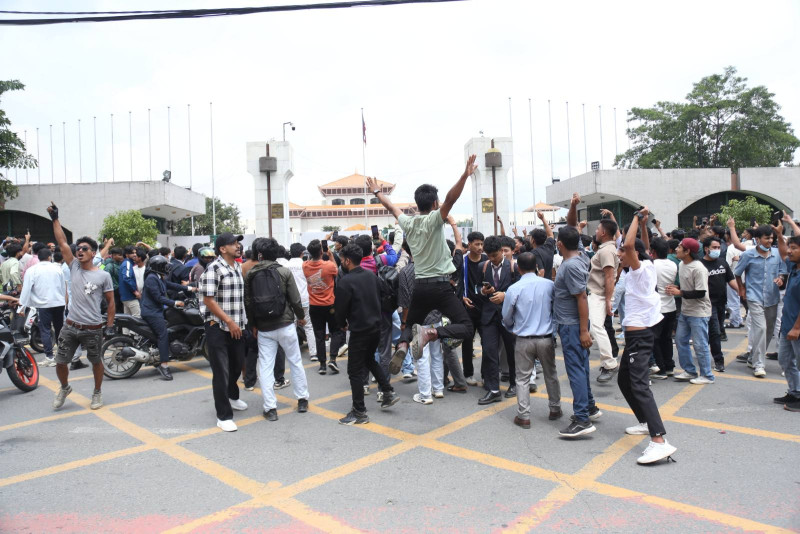 जेनजी आन्दोलनः ललितपुरका विभिन्न स्थानमा जारी गरियो कर्फ्यु