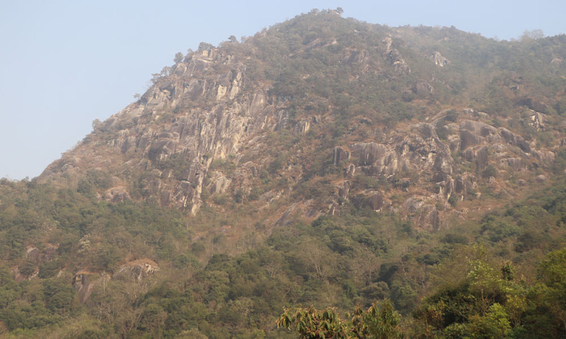 ऐतिहासिकस्थल ‘गोल्मे राजा, गोल्मे रानी’ पर्यटकको पर्खाइमा