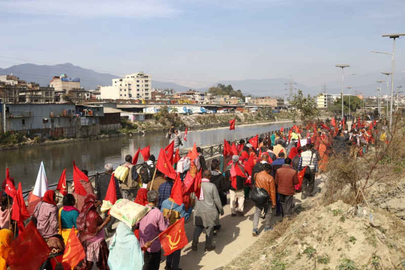 लघुवित्त र मिटरब्याज पीडित आन्दोलित (तस्बिरहरु)