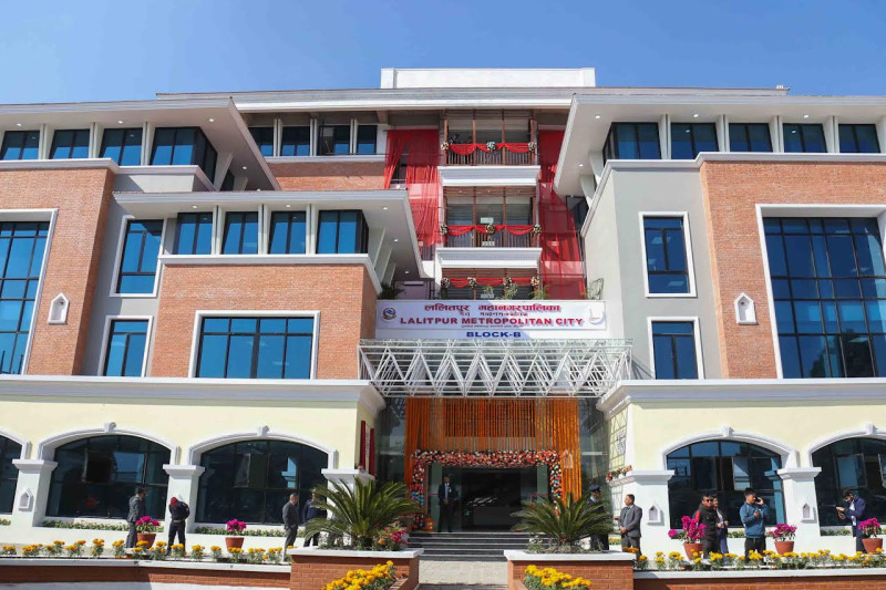 ललितपुर महानगरको अत्याधुनिक सुविधा सम्पन्न भवन उद्घाटन
