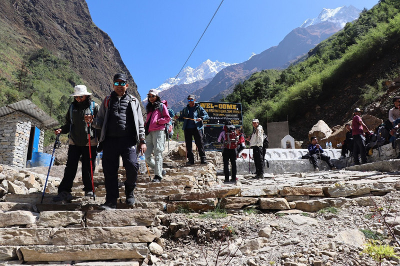 हिमपातपछि अन्नपूर्ण आधार शिविर जोड्ने ‘मौरिस हर्जोग’ पदमार्ग पुनःसञ्चालन