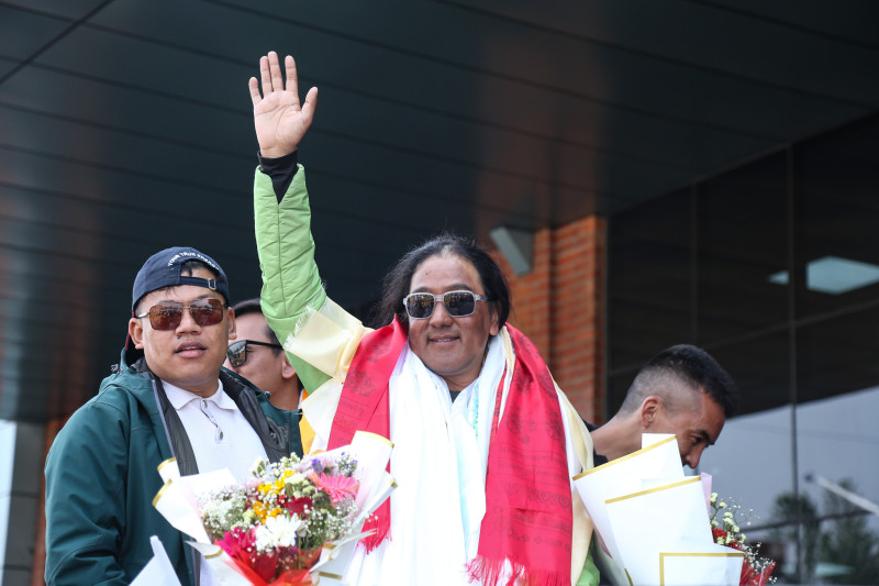 कीर्तिमानी डिजे तेन्जिङ शेर्पालाई काठमाडौंमा स्वागत (तस्बिर)