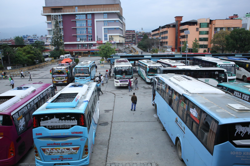 इन्धन महँगिएपछि भाडा बढाउन यातायात व्यवसायीको सरकारलाई अल्टिमेटम
