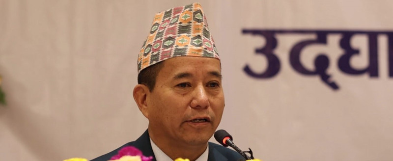 ऊर्जामन्त्री खड्कासँग जुहारी खेलेका राज्यमन्त्री तामाङ बर्खास्त