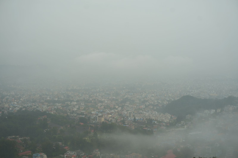 बिहानैदेखि उपत्यकामा वर्षा, जनजीवन प्रभावित (तस्बिरहरु)
