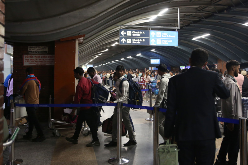 हवाई यात्रामा प्रतिबन्धित सामग्री नष्ट