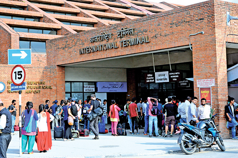 विमानस्थलमा सुरक्षाजाँच गर्दा खादा र माला प्रयोग निषेध
