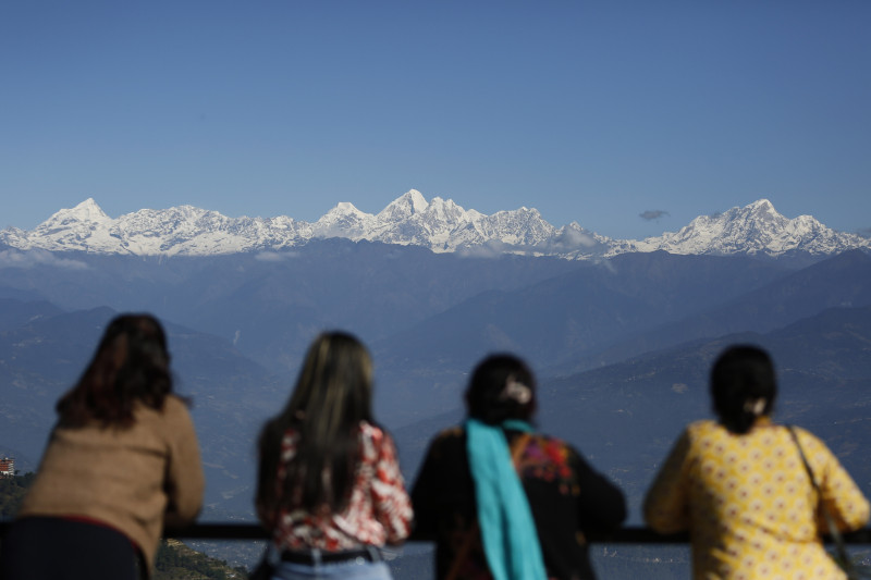 नगरकोटबाट हिमाल दृश्यावलाेकन (तस्बिहरु)