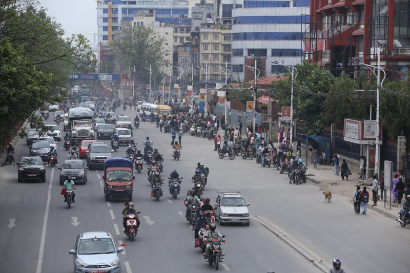 यातायात बन्दको दोस्रो दिन यस्तो देखियो काठमाडौंको सडक (तस्बिरसहित)