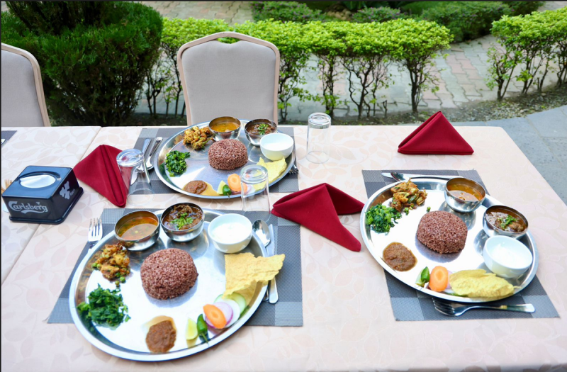 फर्किएको रैथाने खान्कीको रौनक, ढिँडो खोज्दै हिँड्न थाले सहरिया सम्भ्रान्त