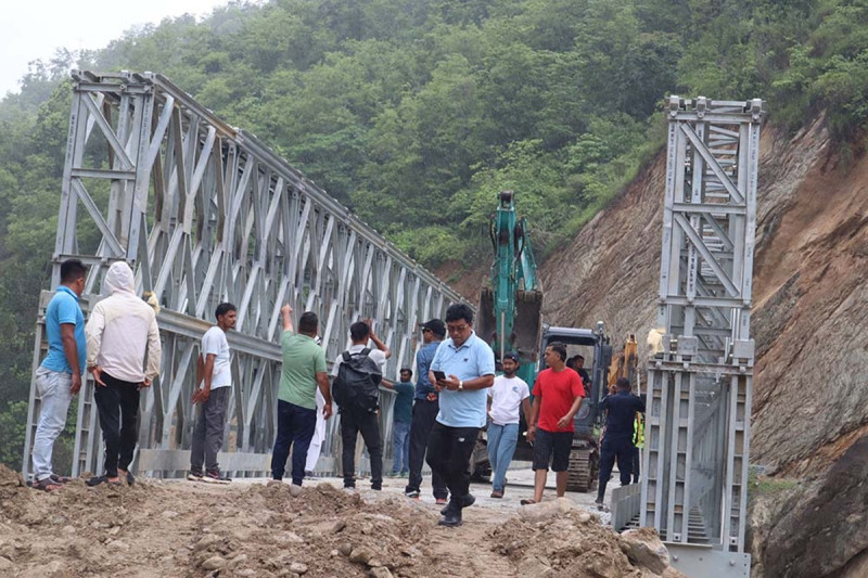 हेवाखोला बेलीब्रिजको भार परीक्षण सफल, ३६ टन भारवहन क्षमता