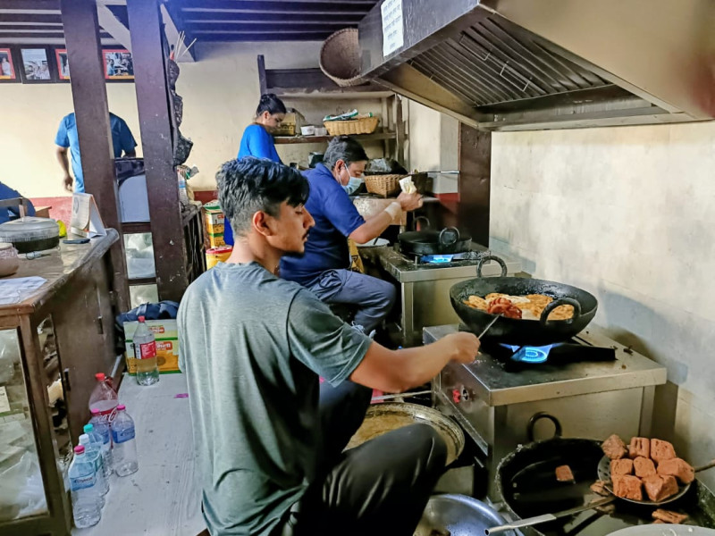 तीन पुस्ताले चलाएको १०० वर्ष पुरानो जेरी पसल ‘भुत्ते’