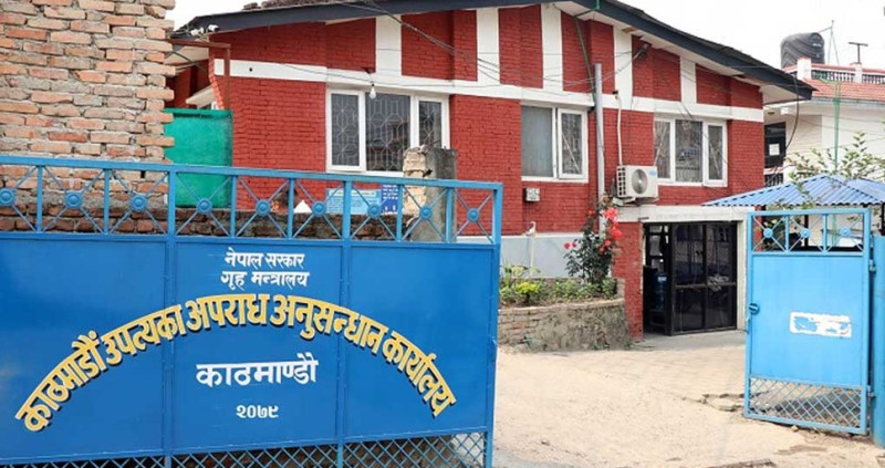 मध्यरातमा प्रहरीको ‘स्वीप अपरेसन’, गुन्डागर्दी गर्ने १७ जना पक्राउ