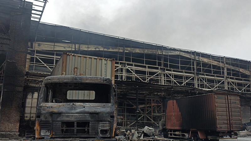 सीजीको सतुंगल कार्यालय आगलागीबाट ध्वस्त, ५० अर्ब बढीको सामान नष्ट