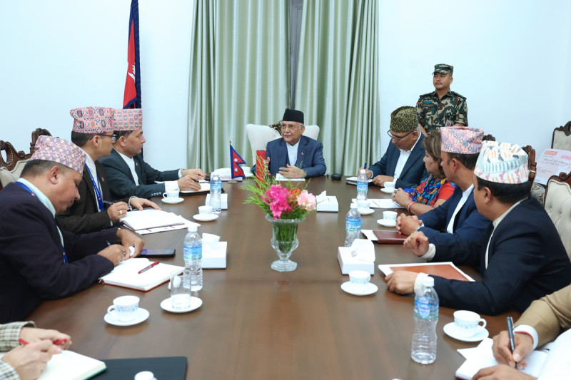 प्रधानमन्त्रीद्वारा ऊर्जा विकास कार्ययोजनाबारे छलफल,  दशकभित्र साढे २८ हजार विद्युत् उत्पादनको लक्ष्य