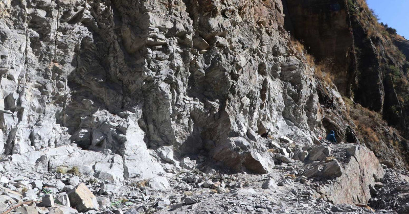 राष्ट्रिय सडक सन्जालसँग जोडियो हुम्ला