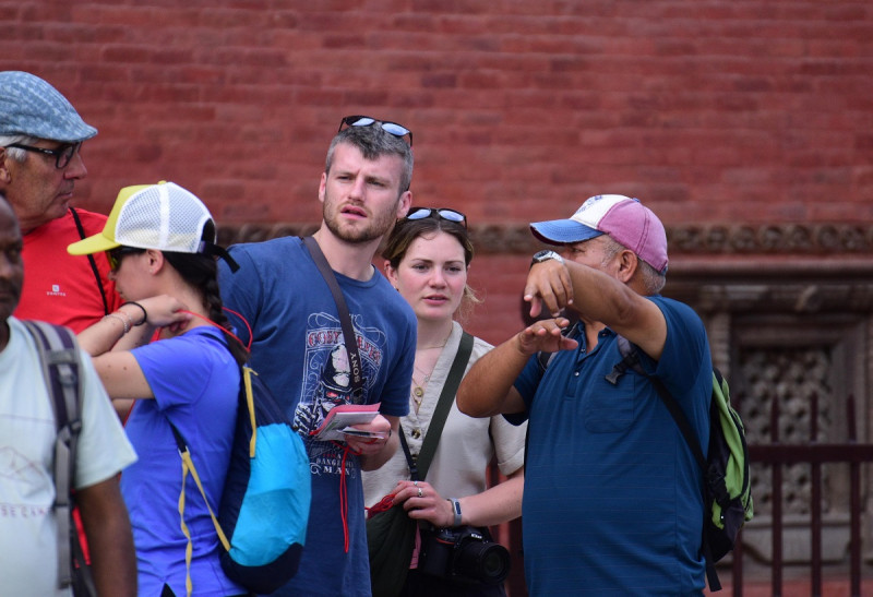 विश्व पर्यटन दिवस- भक्तपुर दरबार क्षेत्रमा पर्यटकको स्वागत