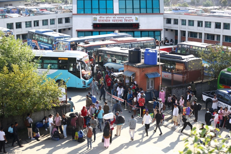 तीन सातामै फेरि बढ्यो यातायात भाडा, इन्धन मूल्यवृद्धिलाई आधार मानेर बढाइयो ५ प्रतिशत