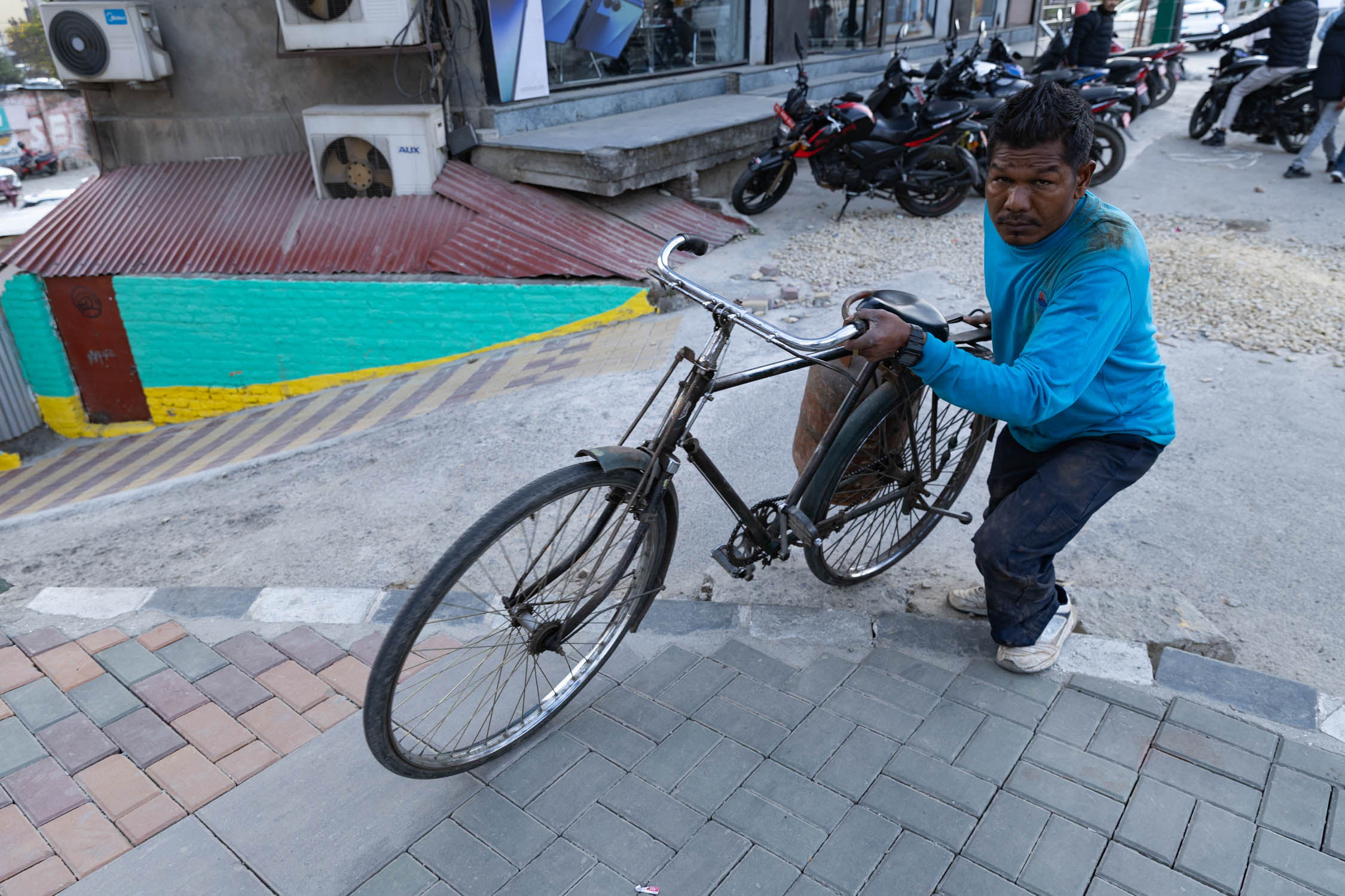 CYCLE-LANE_STORY_NEPAL-PHOTO-LIBRARY11-1771566309.jpg
