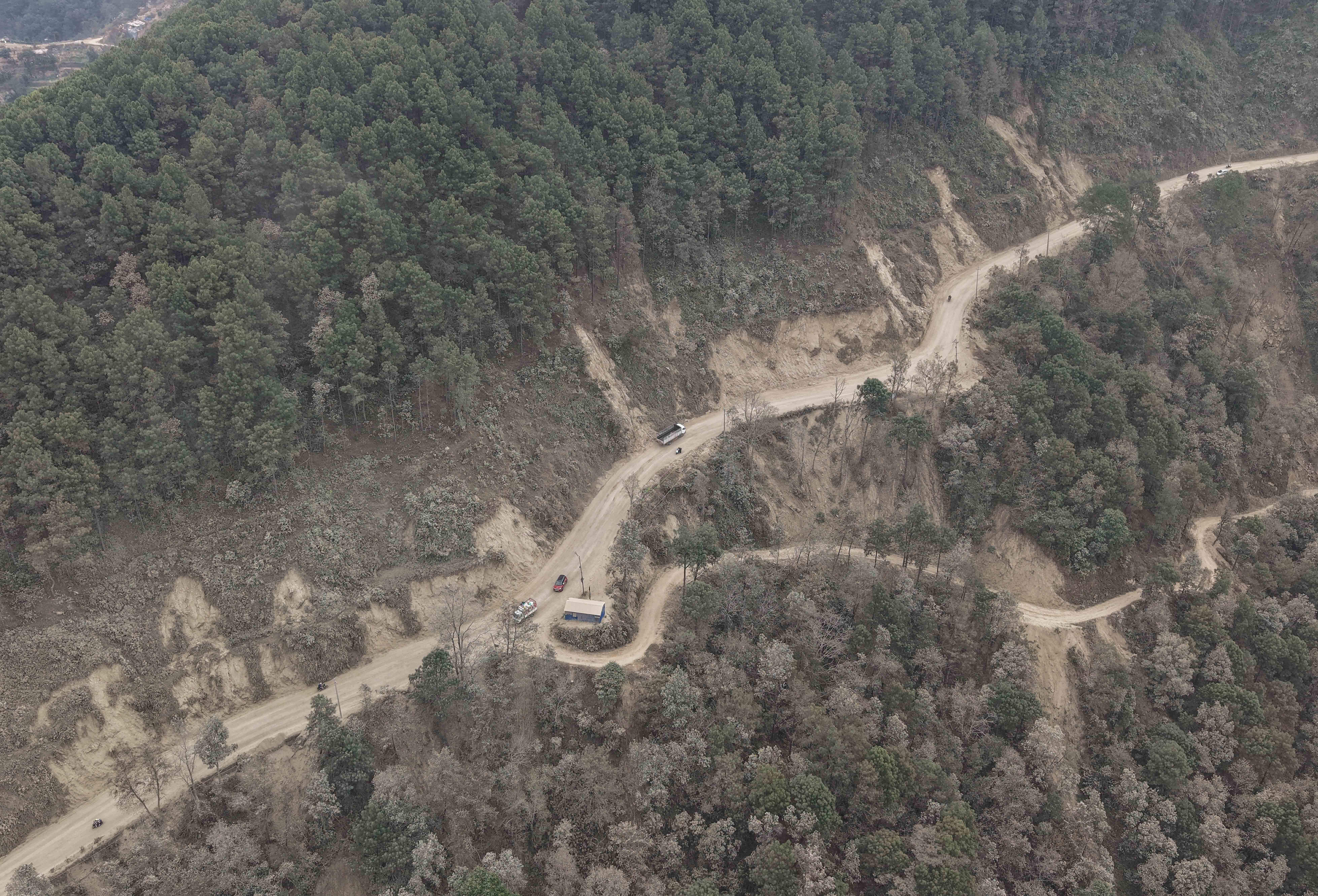 Dhulikhel-Khawa-Road_Nepalphotolibrary.-(1)-1740806507.jpg
