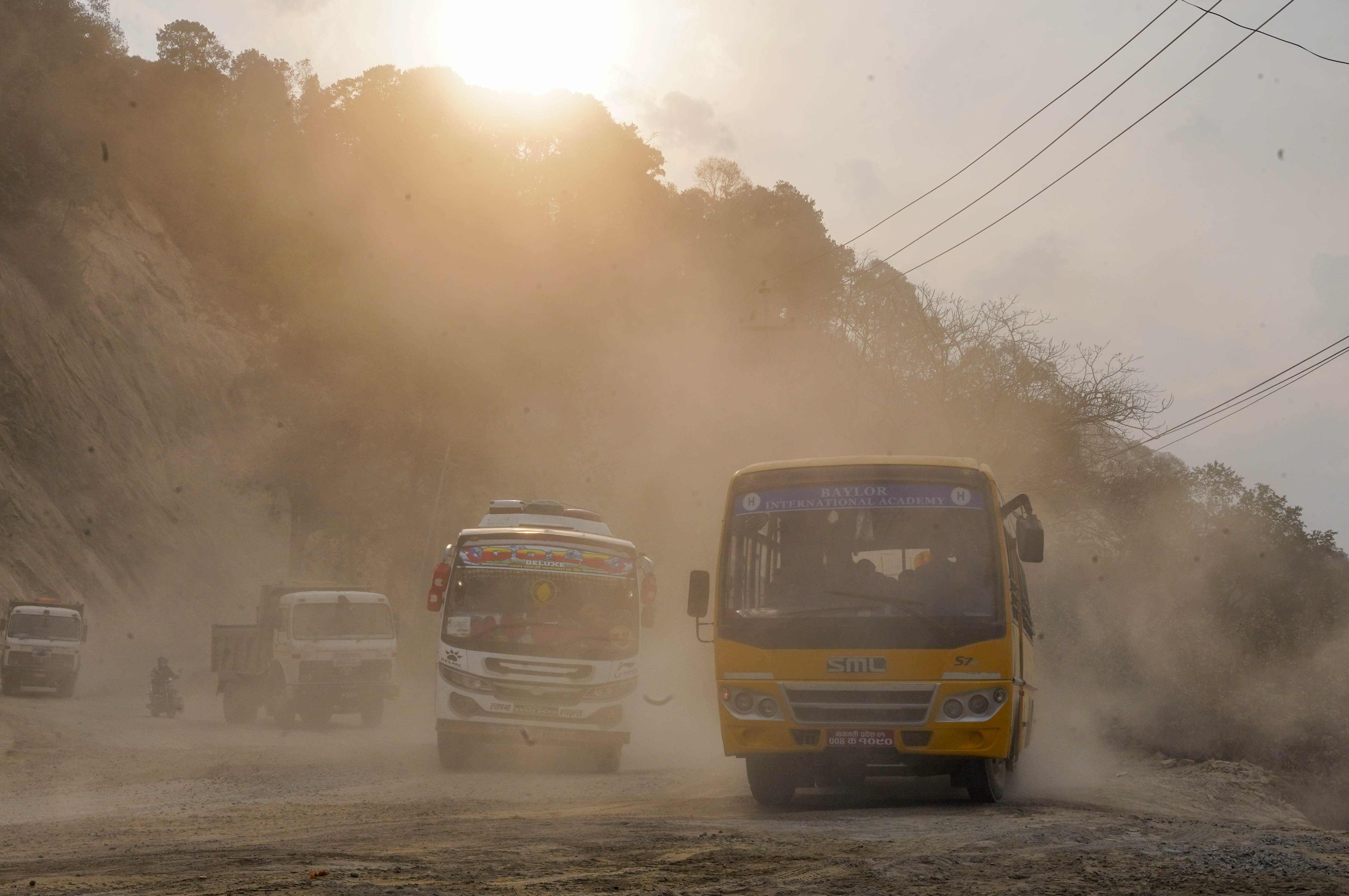 Dhulikhel-Khawa-Road_Nepalphotolibrary.-(12)-1740806519.jpg