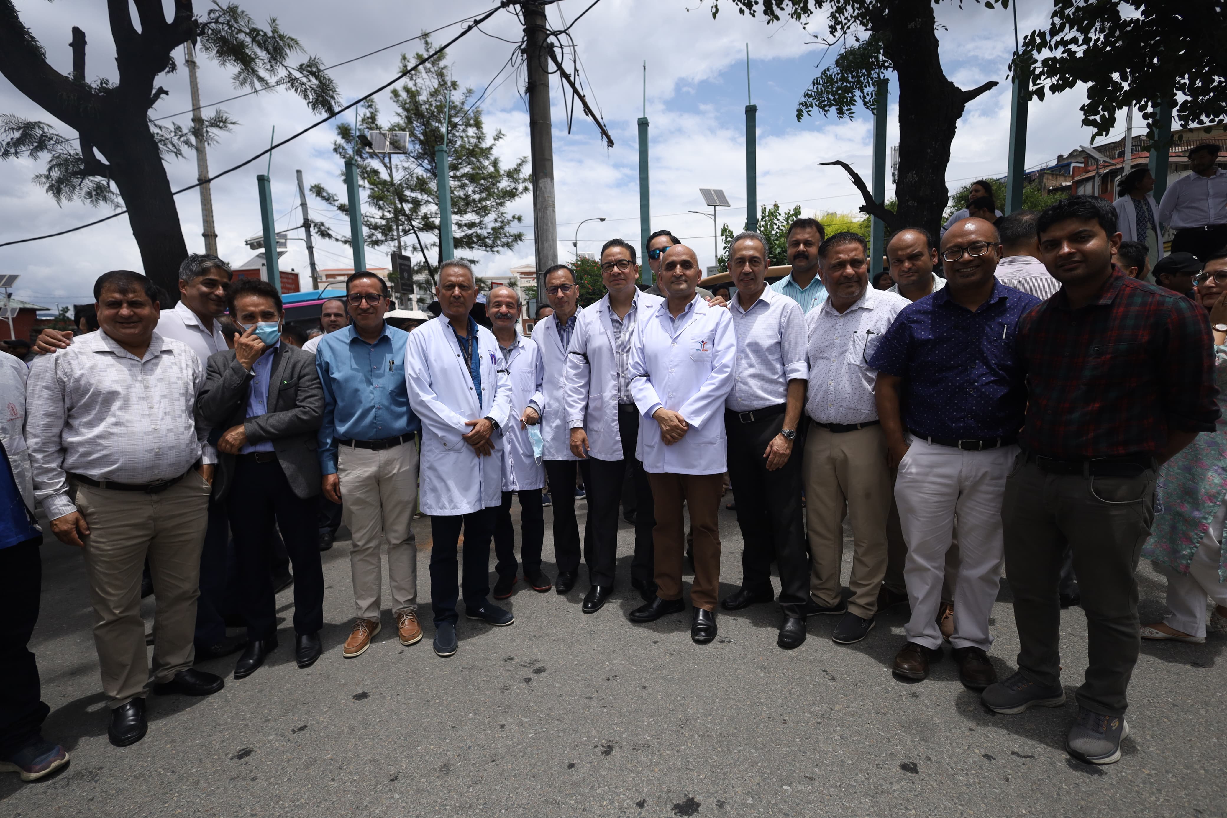 Doctors-protest-(13)-1751960161.jpeg