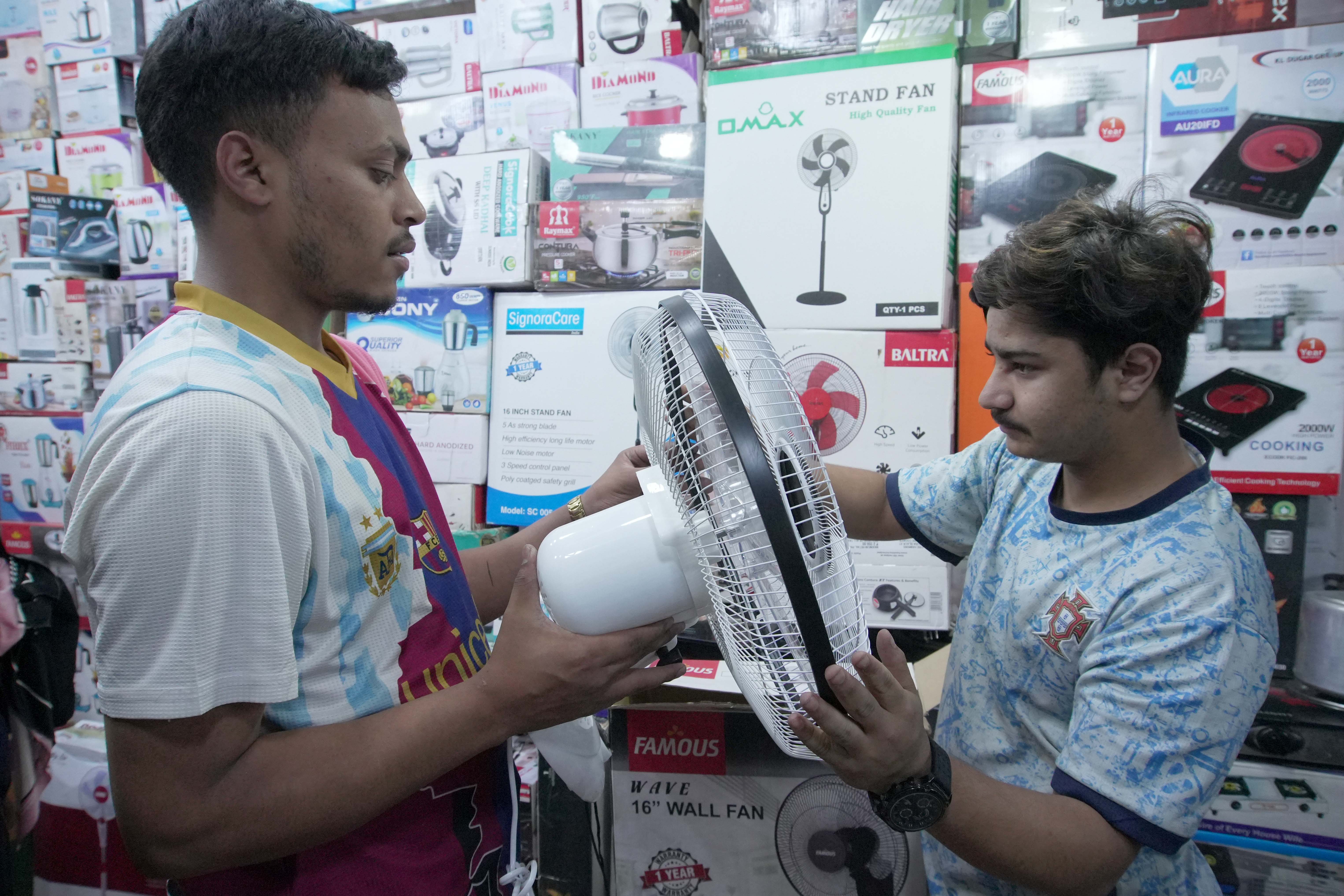 Fan-Market_DSC01011-1780897267.jpg
