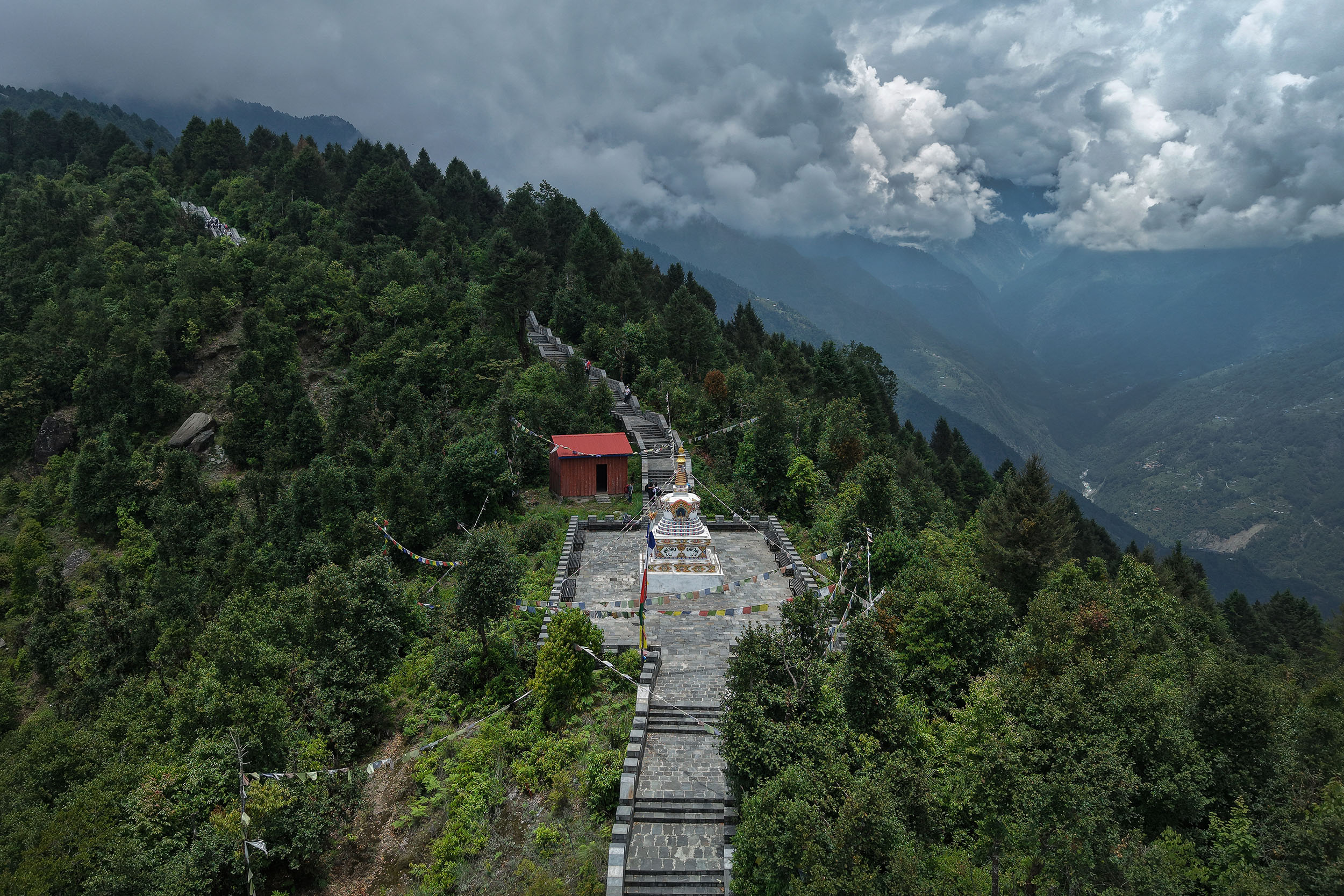 Great-wall_Helambu_NPL_PCT-(1)-1781935448.JPG