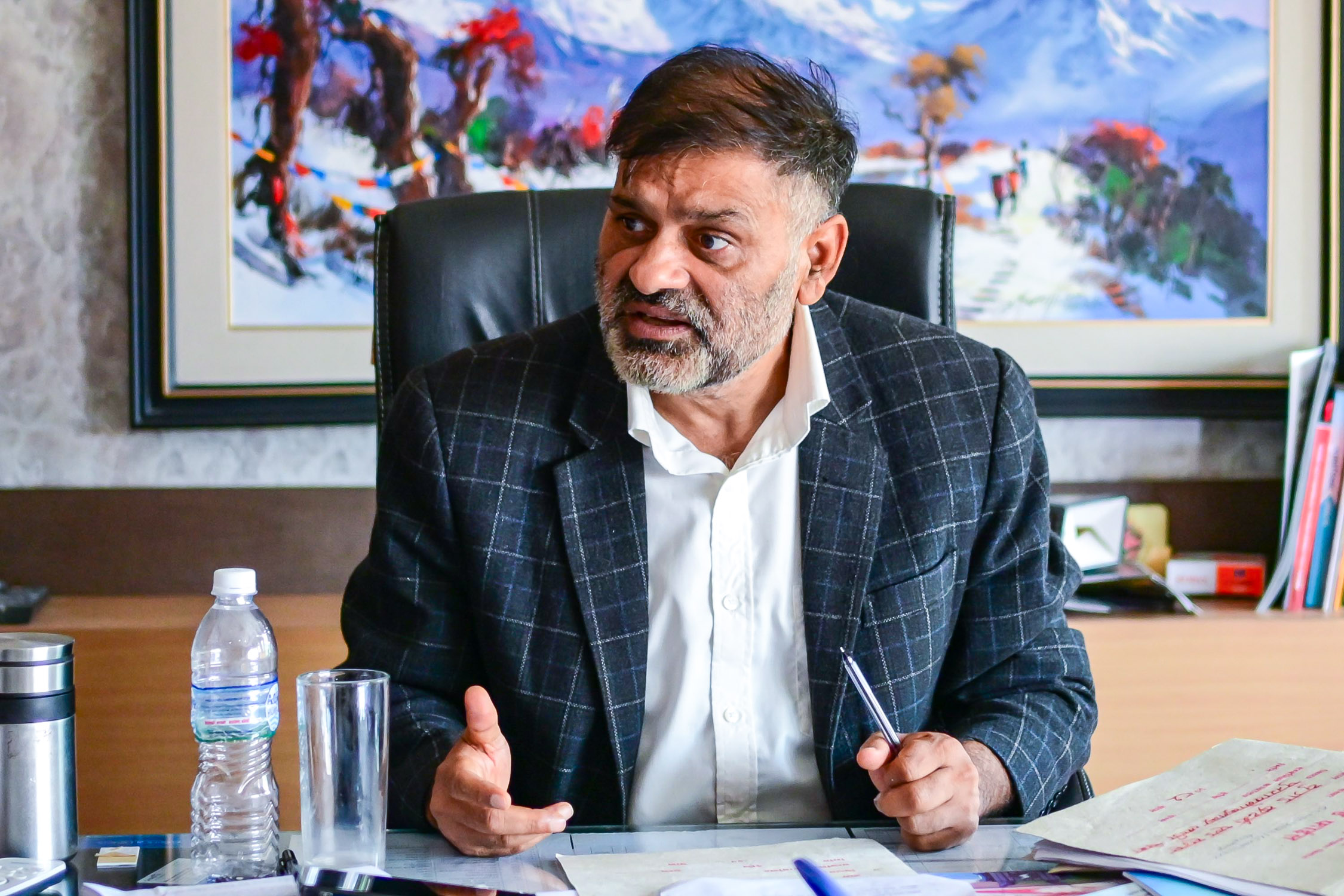 Interview-Banijya-011-1752379846.jpg