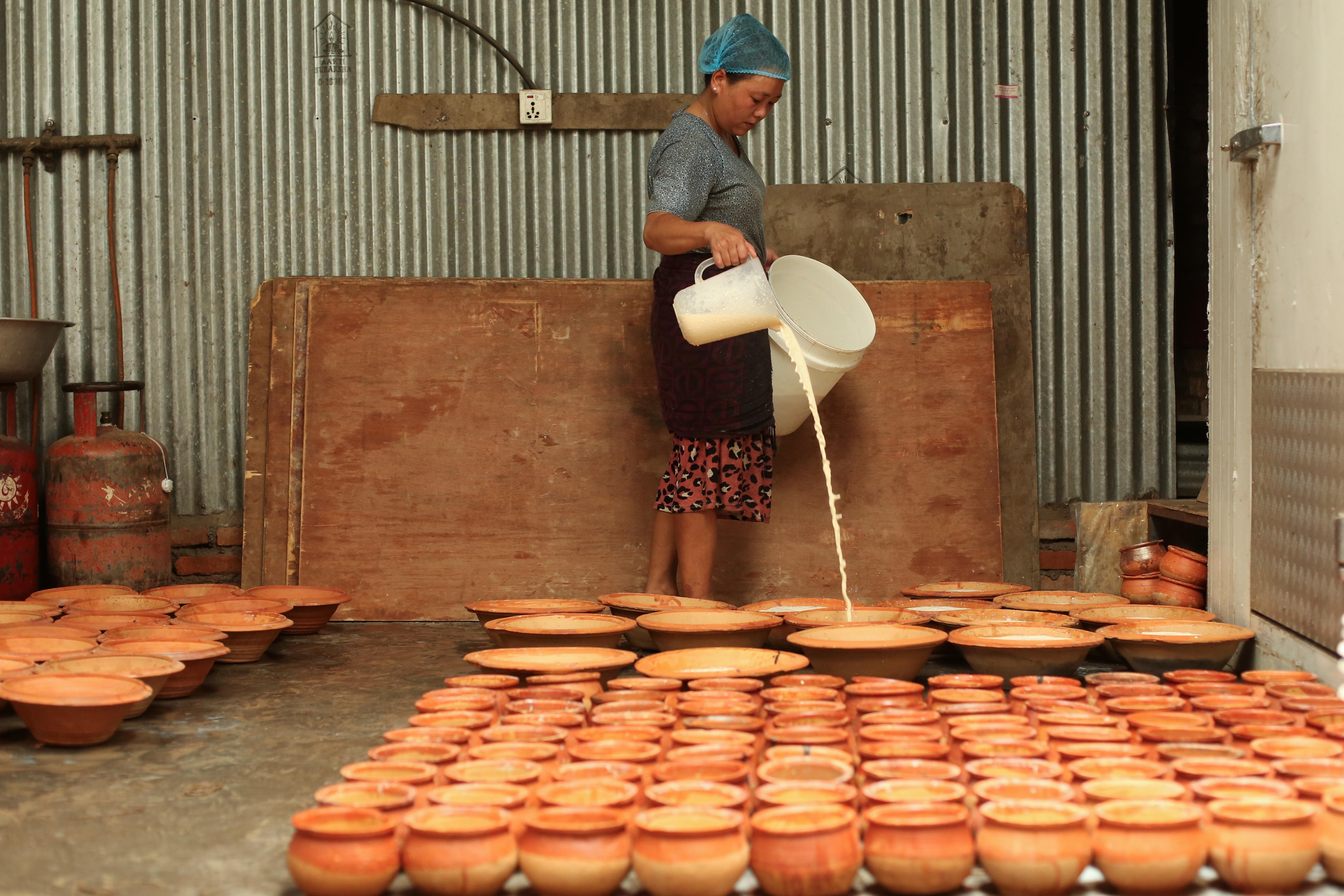 Ju-Ju-Dhau_Making-Process_NPL_BS_L9507-1751171346.jpg