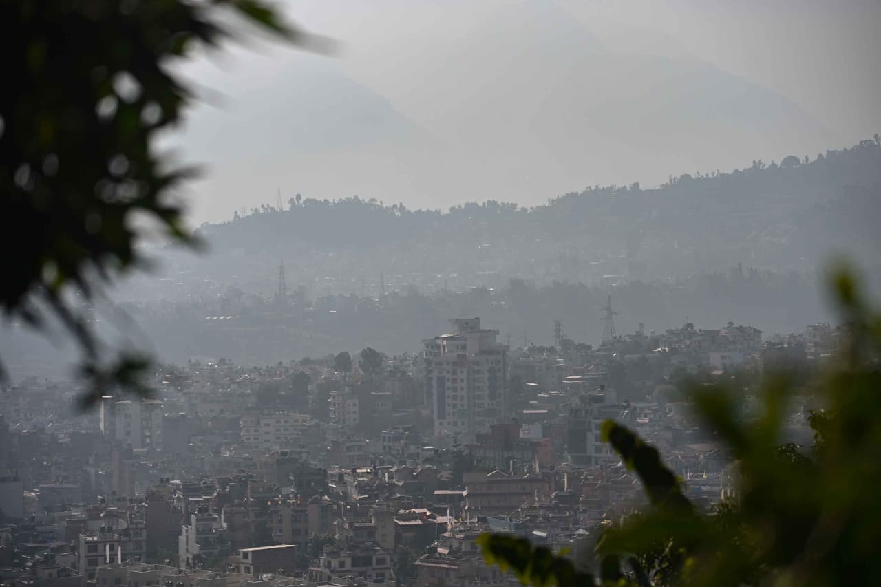 Kathmandu-Air-Pollution_Nepal-Photo-Library-(17)-1764760995.jpeg