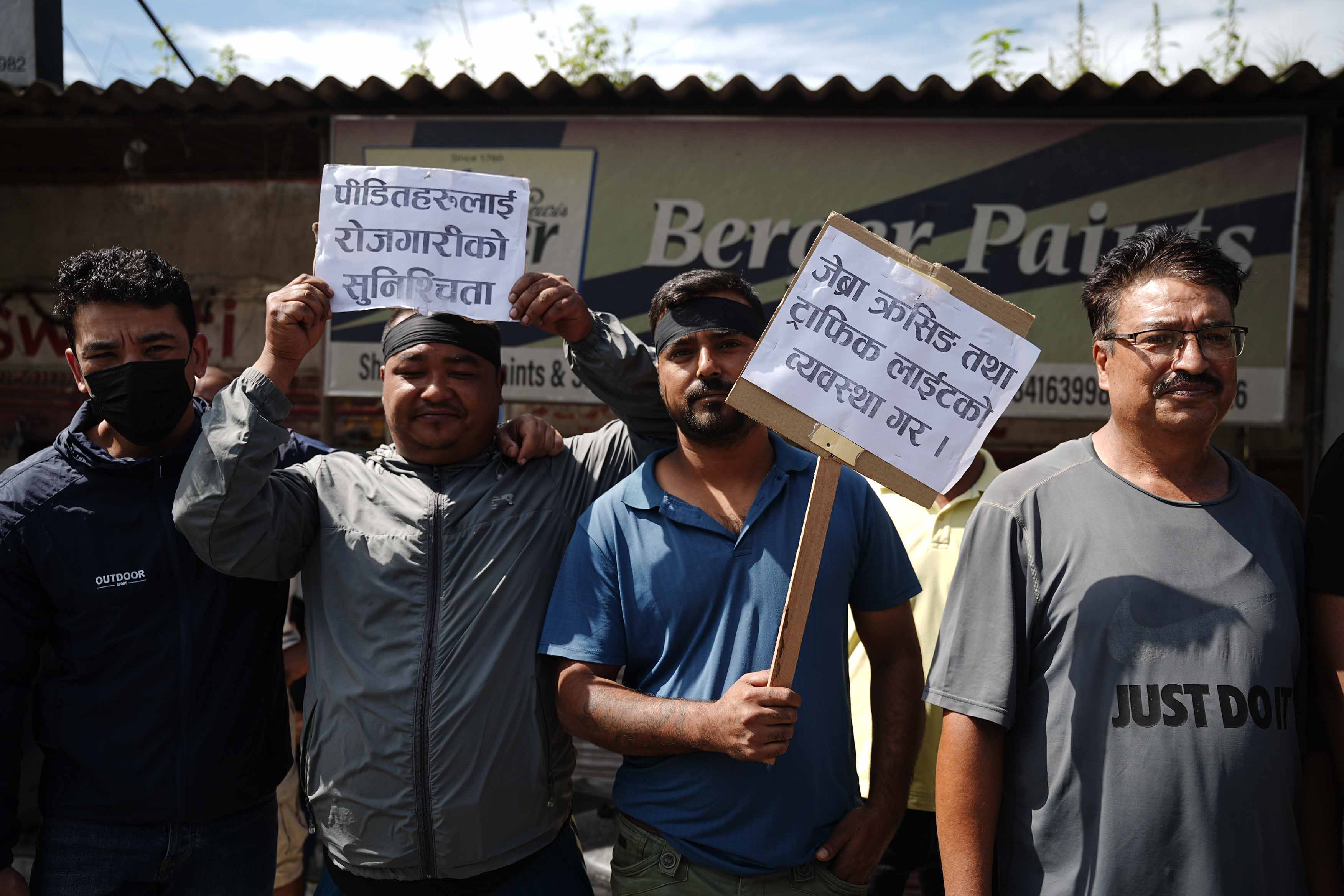 Naagdhunga-Tunnel-protest_-33-1785129014.jpg