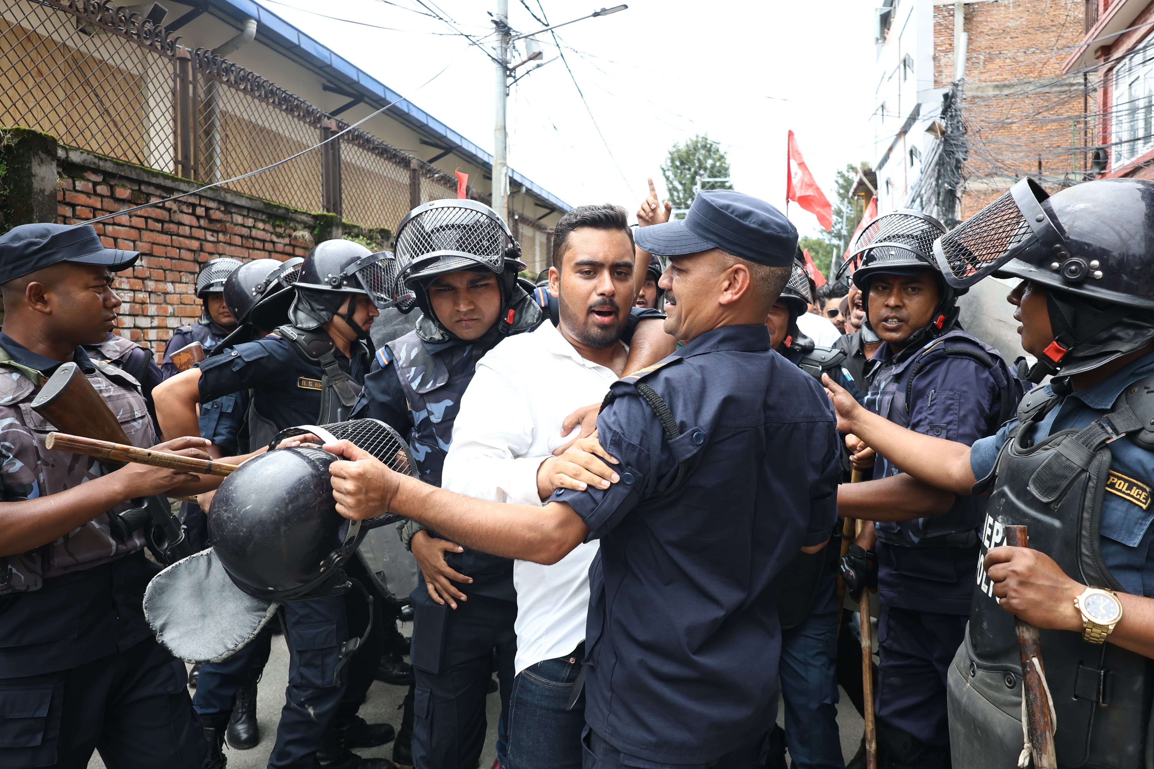 Nebisangh-protest-(17)-1752474300.jpeg