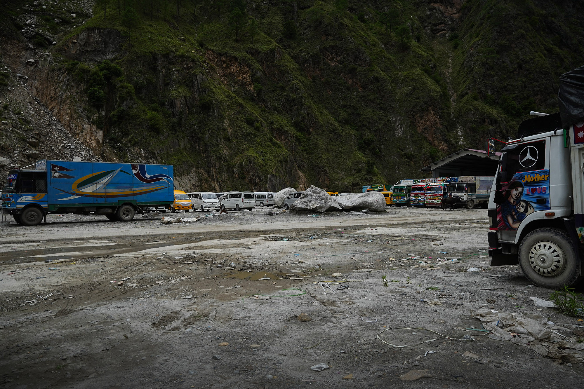Rasuwa_Customs_Yard_Timure_NPL--(17)-1784265806.JPG