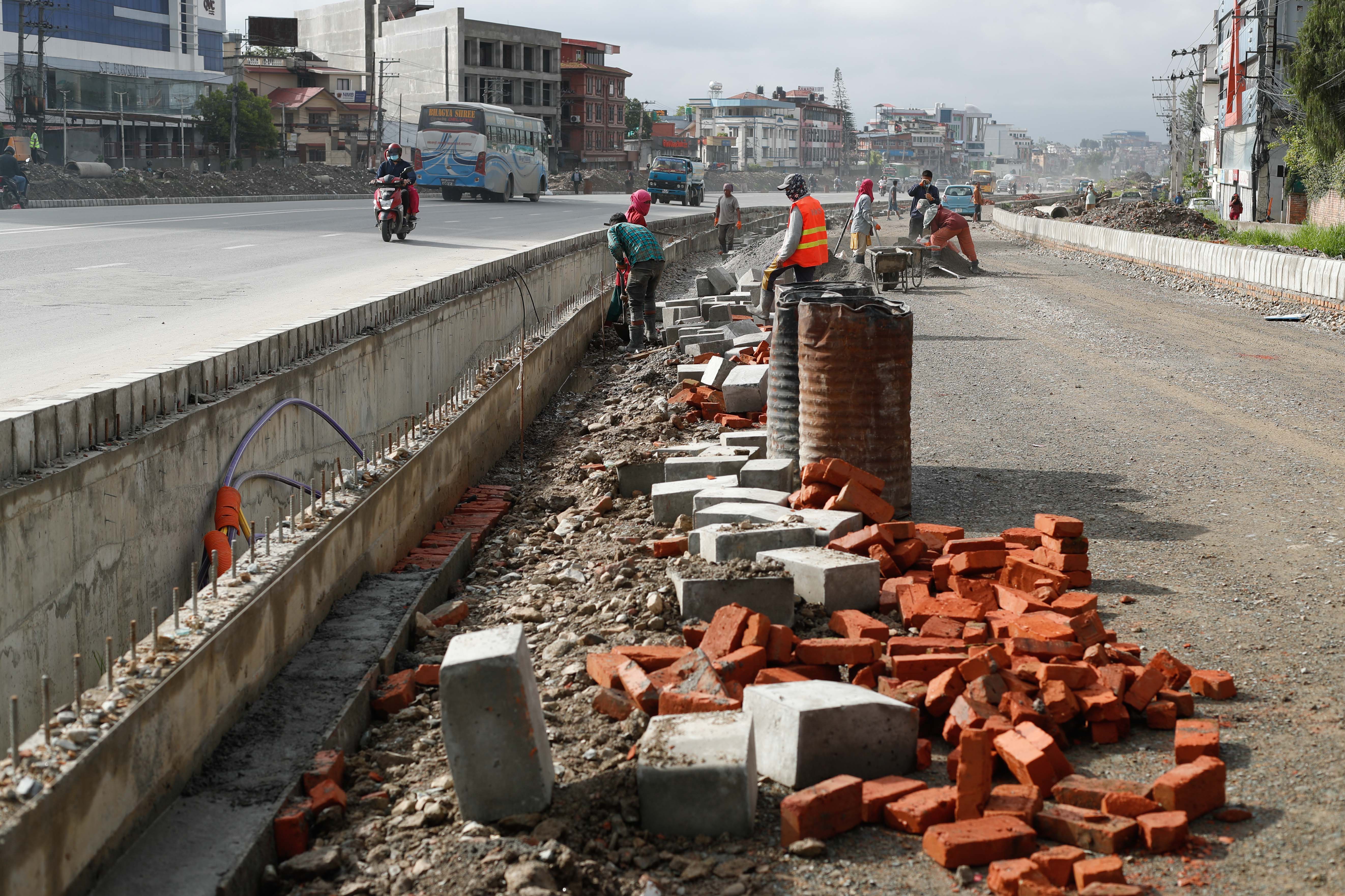 Ringroad-Maharajgunj-Sector_-672-1751612677.jpg