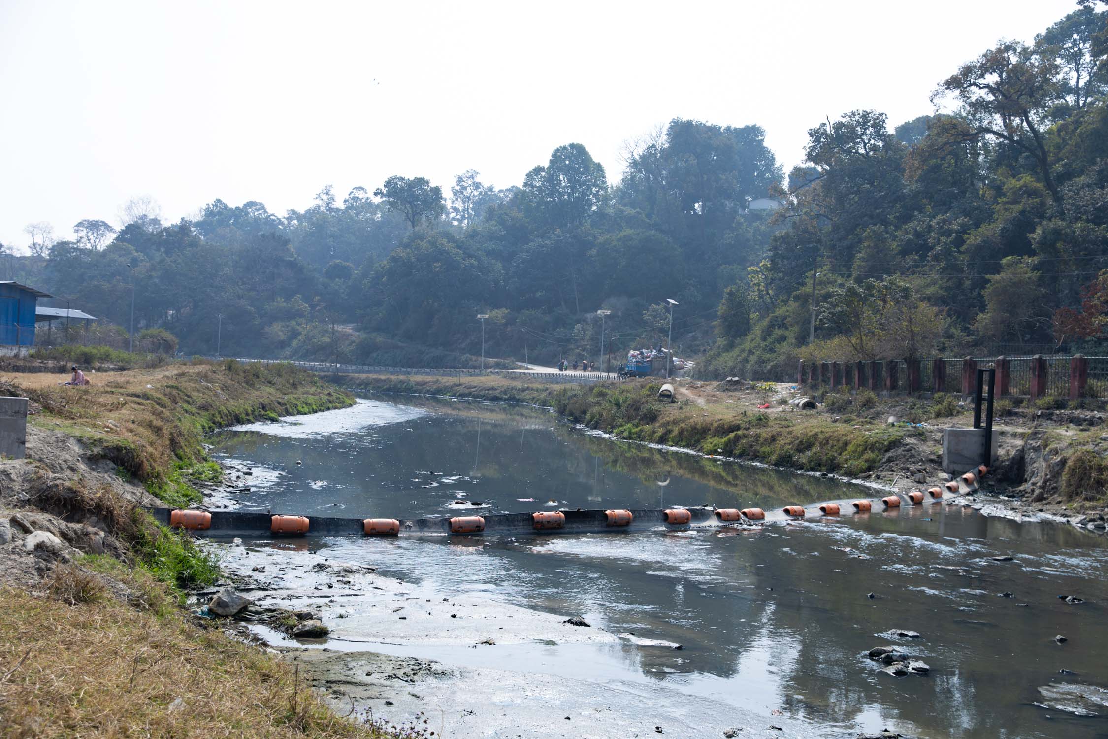 River-Trash-Barriers_Nepal-Photo-Library4-1771649833.jpg