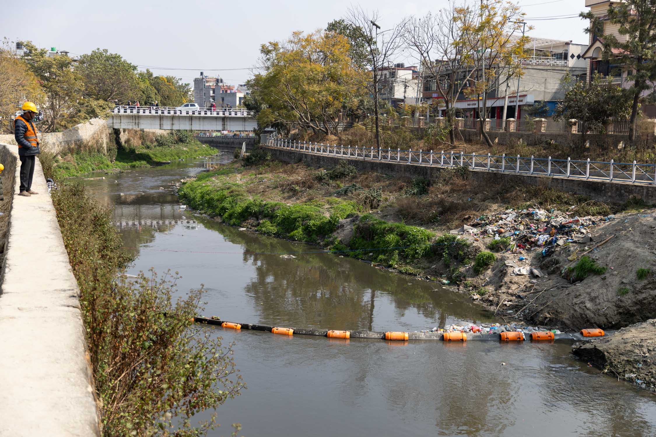 River-Trash-Barriers_Nepal-Photo-Library8-1771649836.jpg