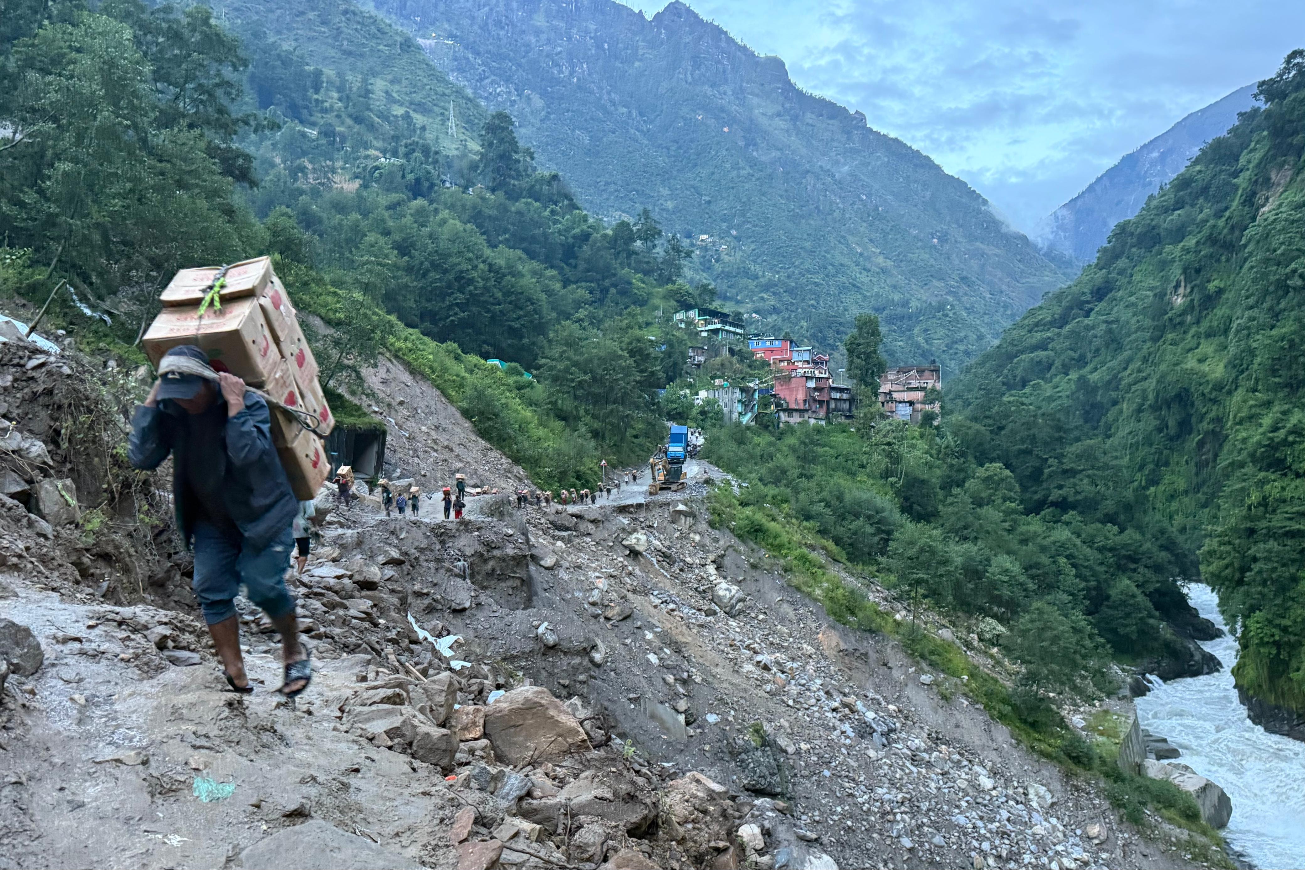 Sindhupalchok-pahiro-(5)-1757134106.jpeg