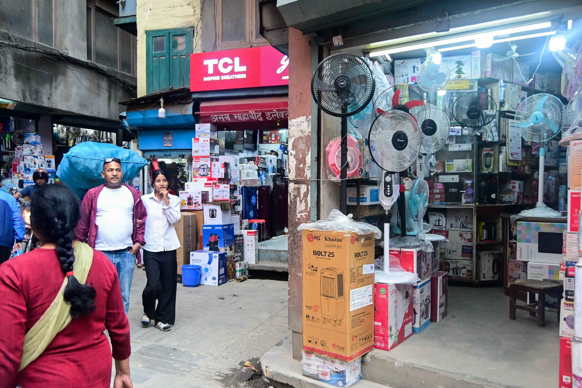 Summer-market_Nepal-photo-library3-1749530728.jpg